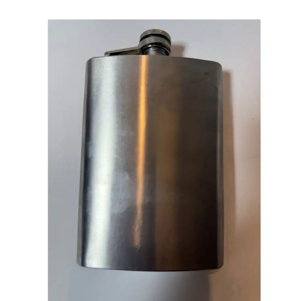 Stainless Steel Leak Proof Hip Flask 8 oz Silver Solid Rectangle